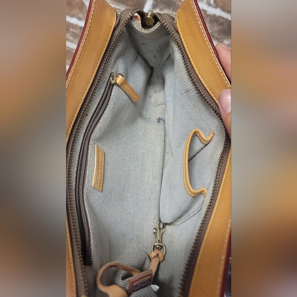 Dooney Bourke bag - Picture 7 of 10